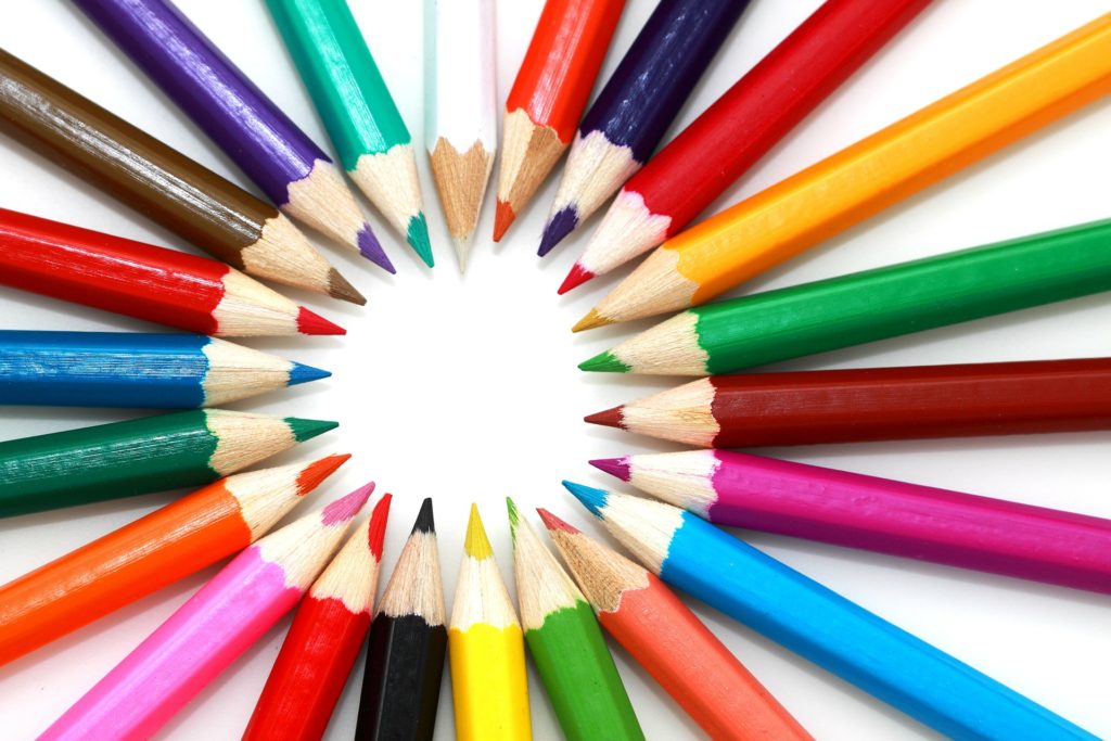 Photo de crayons de couleurs scola corsa